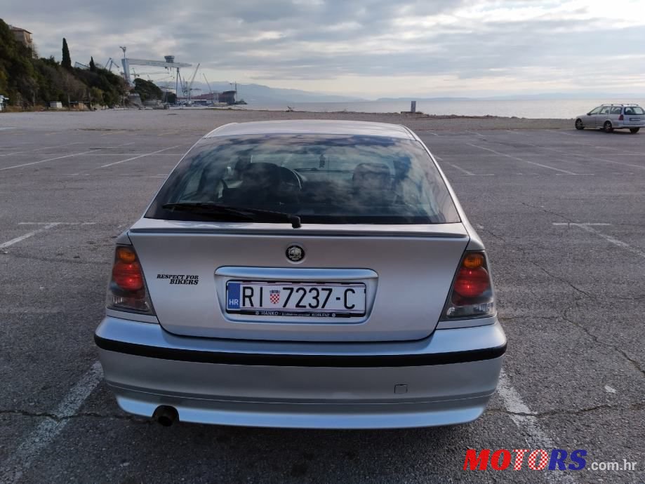 2001' BMW Serija 3 316Ti photo #4