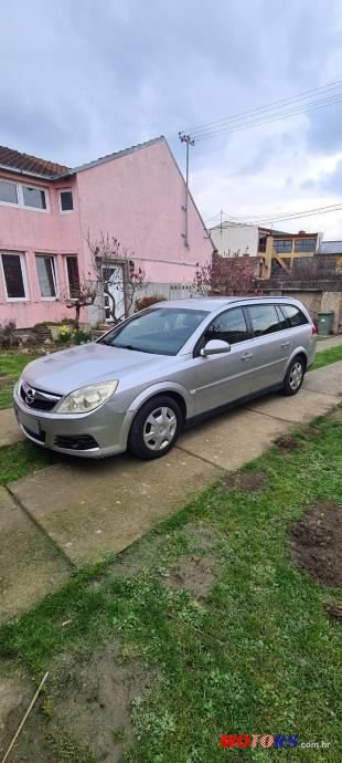 2008' Opel Vectra Karavan photo #1