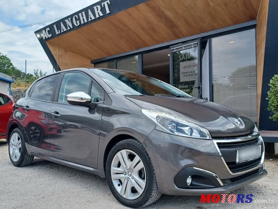 2019' Peugeot 208 1,2 Puretech photo #1