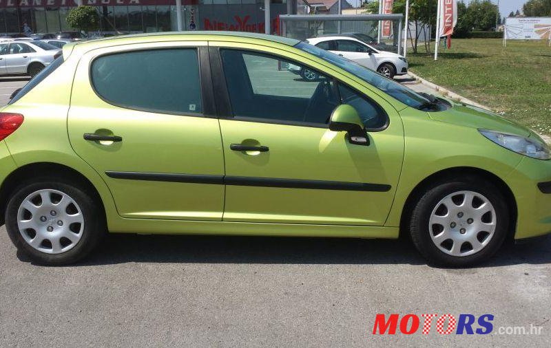 2008' Peugeot 207 1,4 photo #2