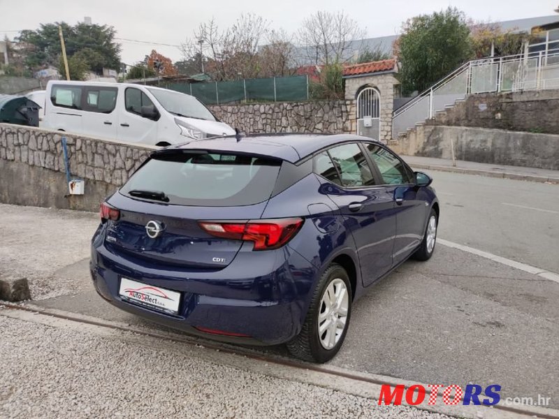 2018' Opel Astra 1.6 Cdti photo #6