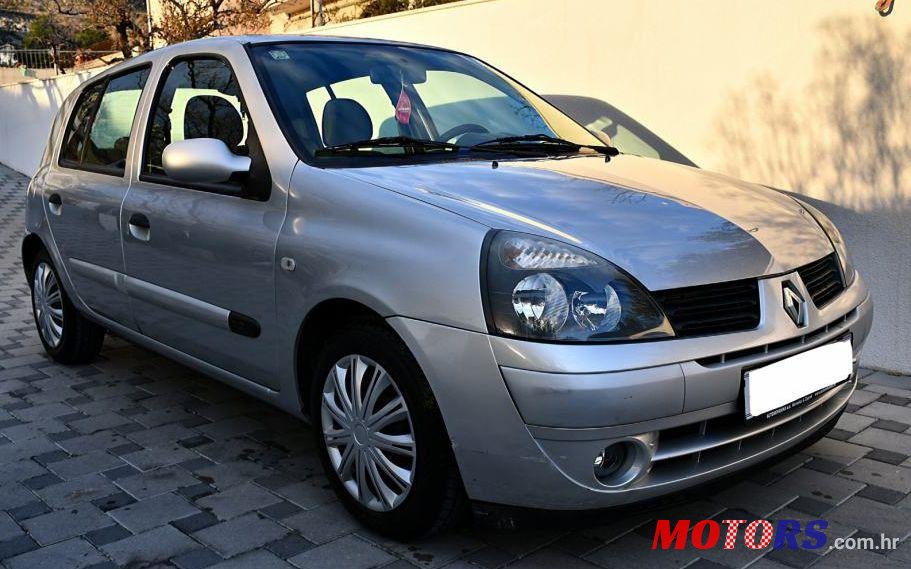 2005' Renault Clio 1,2 photo #1