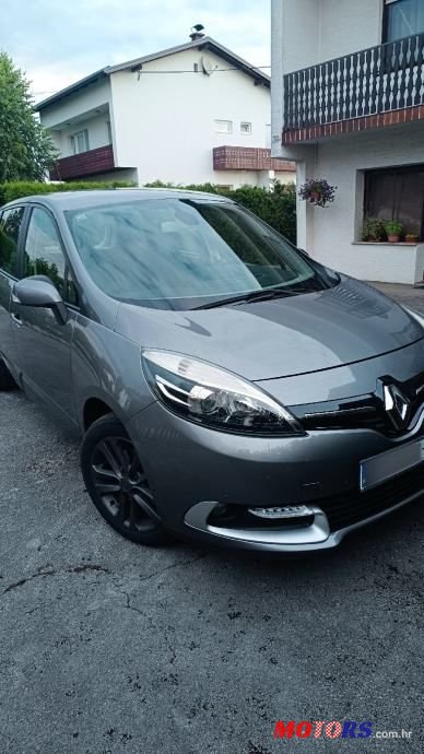 2014' Renault Scenic Dci photo #2