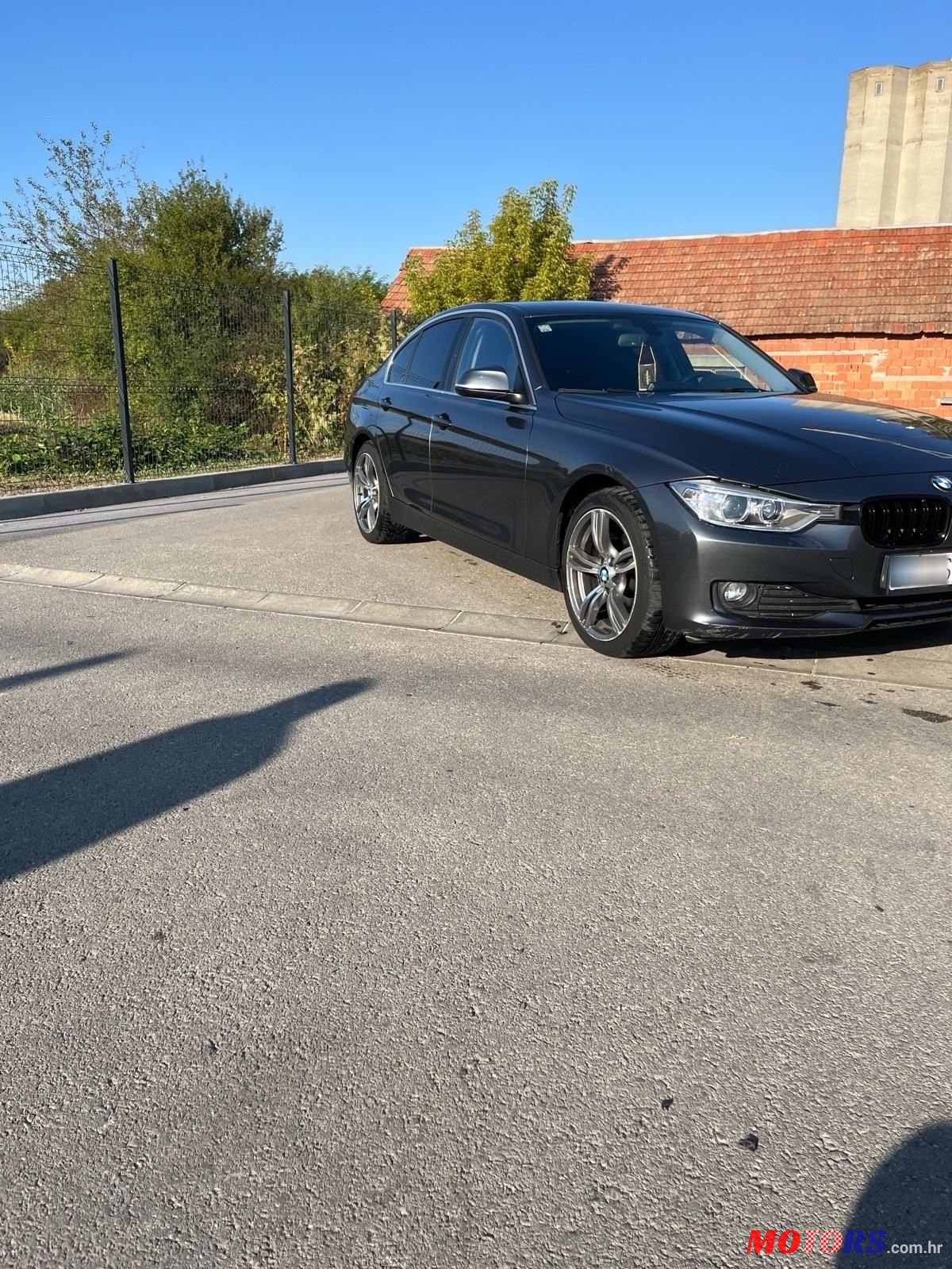 2013' BMW Serija 3 316D photo #1