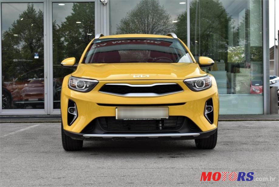 2022' Kia Stonic photo #2