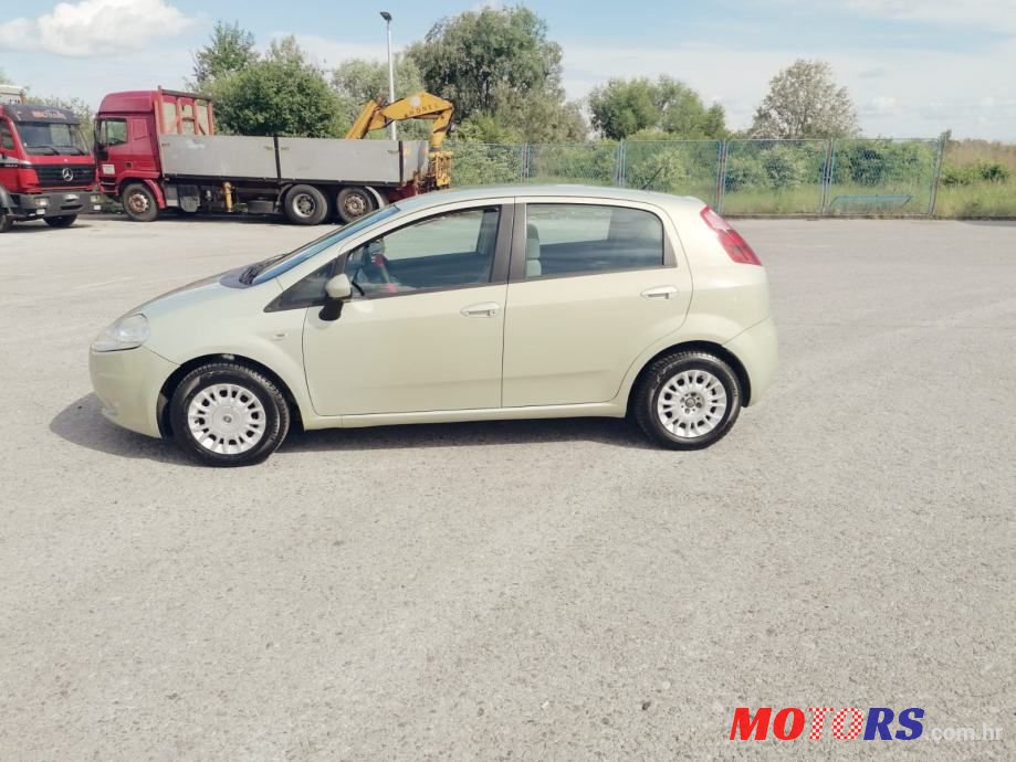 2007' Fiat Grande Punto photo #6