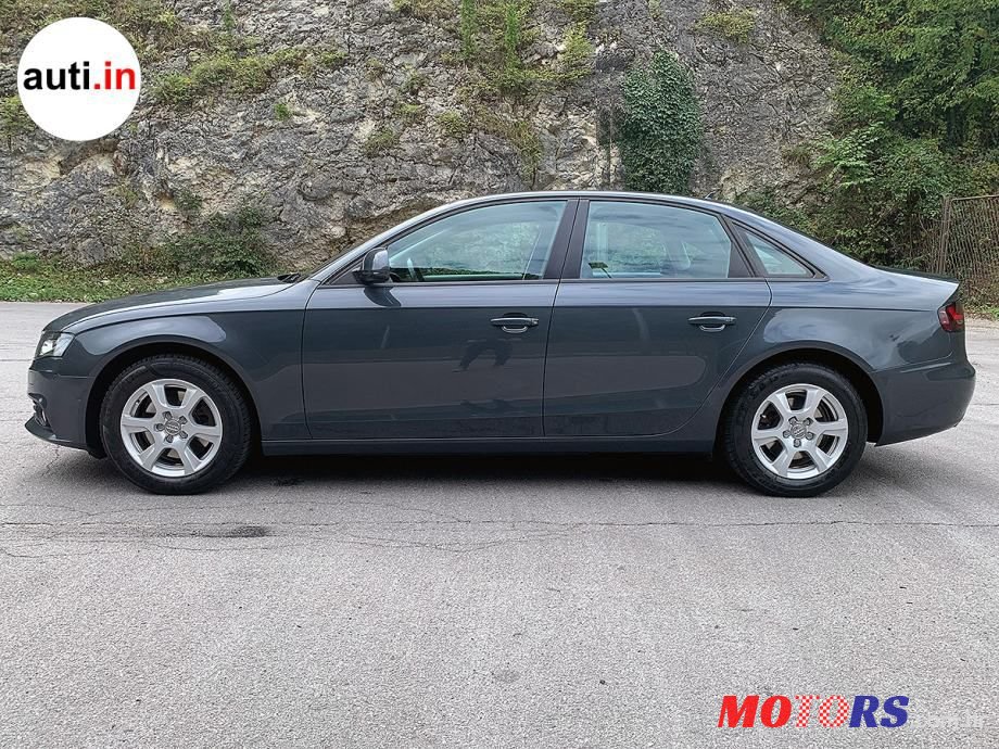 2009' Audi A4 2,0 Tdi photo #4