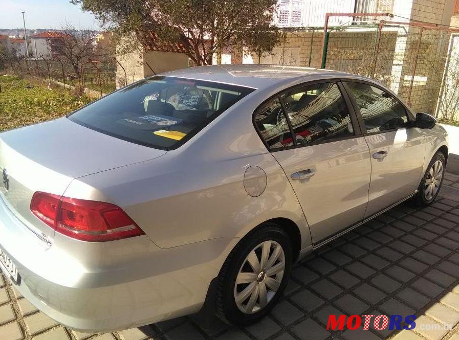 2013' Volkswagen Passat 1,6 Tdi Bmt photo #2
