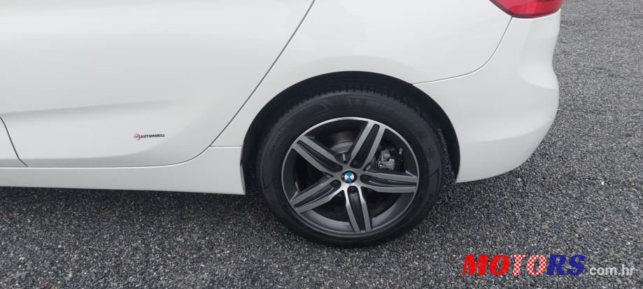 2015' BMW Serija 2 218D photo #2