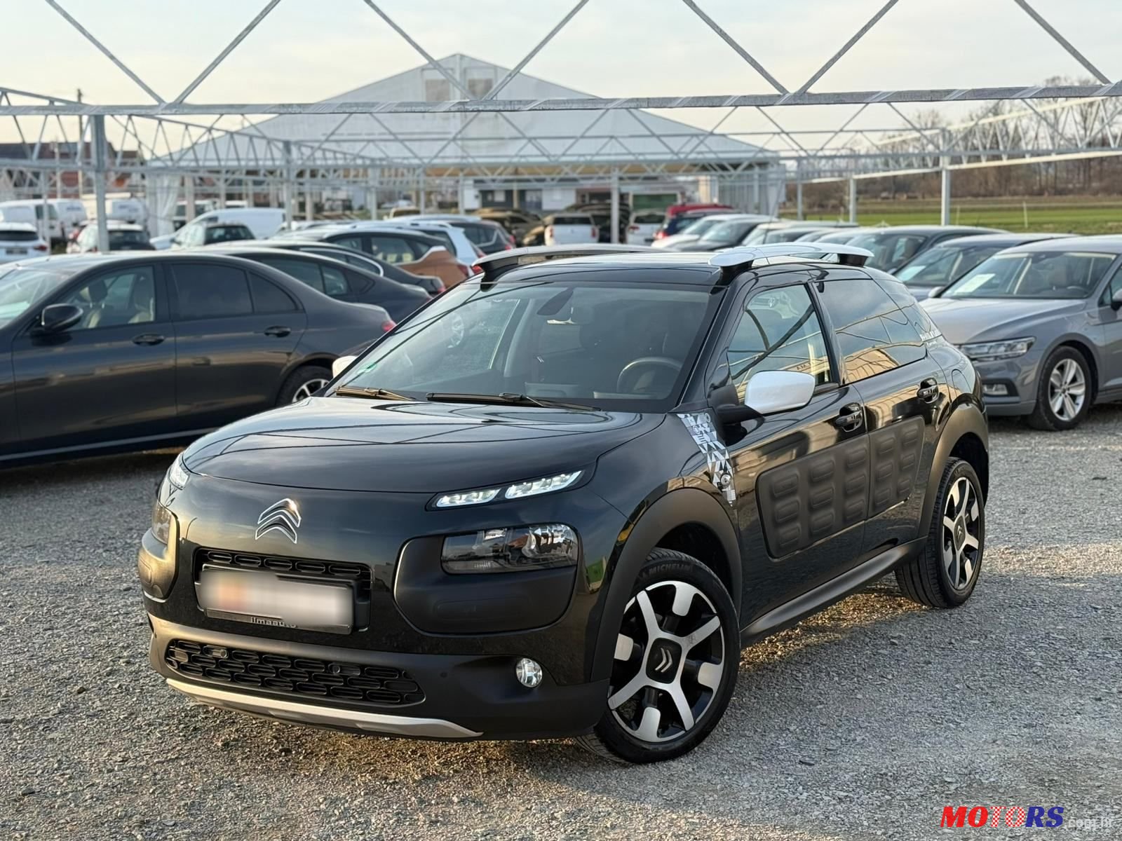 2017' Citroen C4 Cactus photo #4
