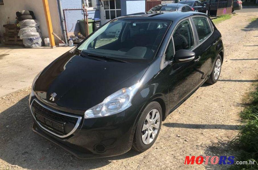 2013' Peugeot 208 1,4 Hdi photo #2