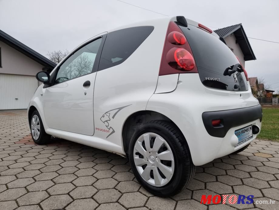 2013' Peugeot 107 1,0 photo #6