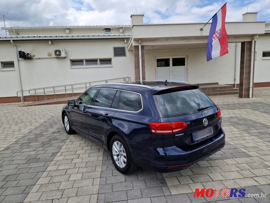 2015' Volkswagen Passat Variant photo #6