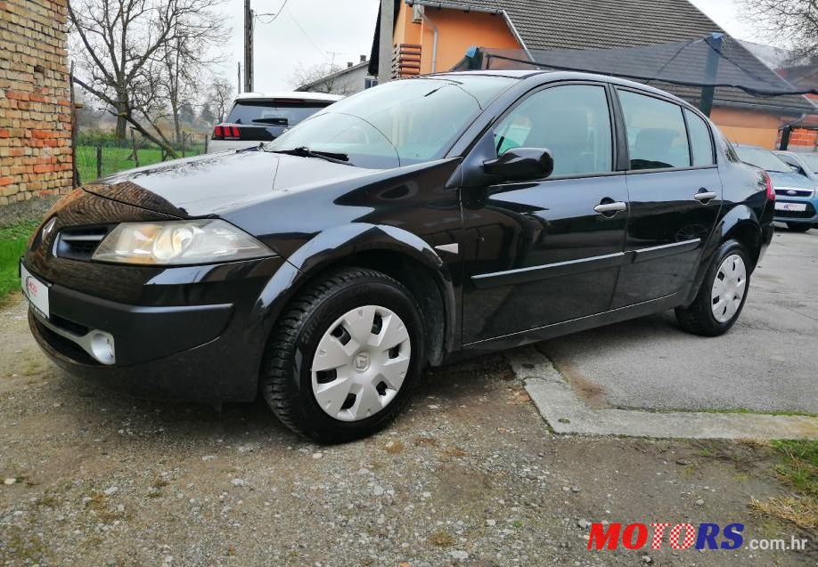 2009' Renault Megane Sedan 1,6 16V photo #1