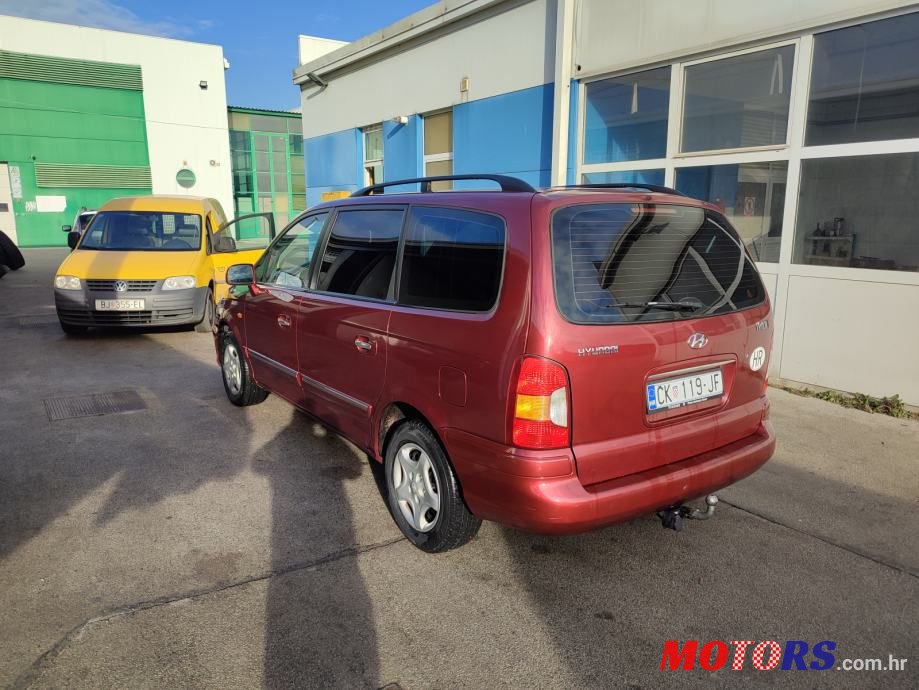 2003' Hyundai Trajet photo #6
