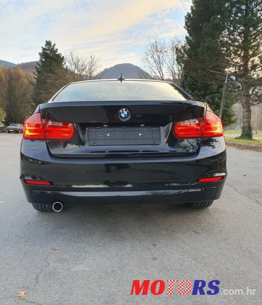 2013' BMW Serija 3 320D photo #4