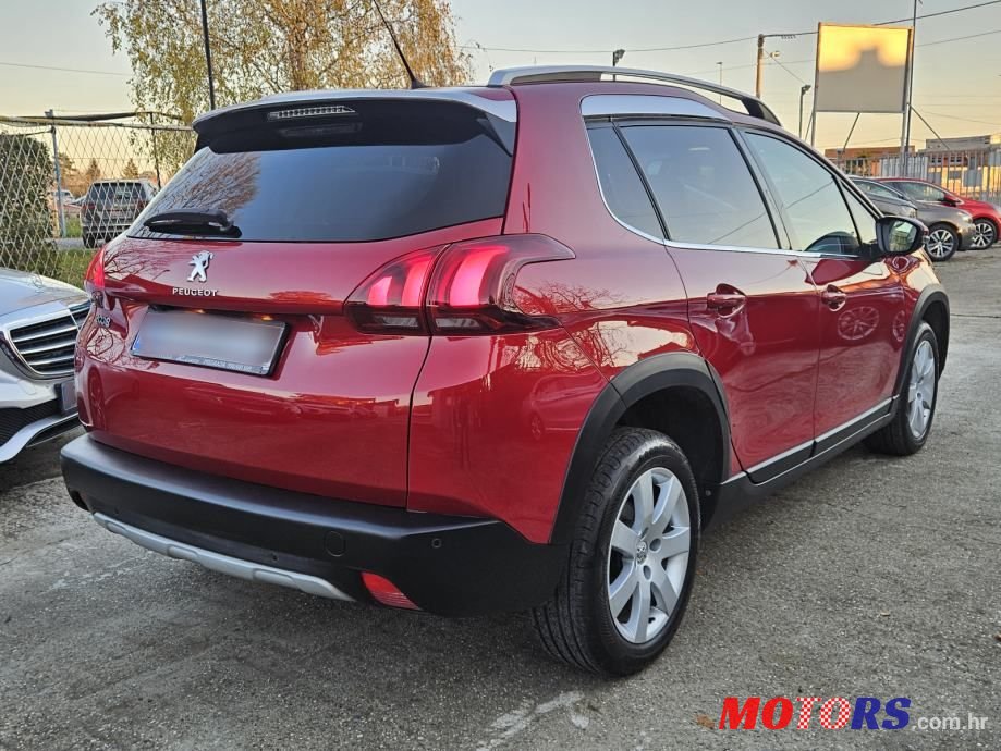2017' Peugeot 2008 1,6 Bluehdi photo #3