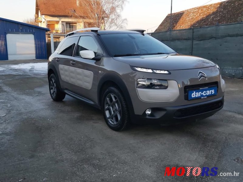 2015' Citroen C4 Cactus 1,2 Vti photo #4