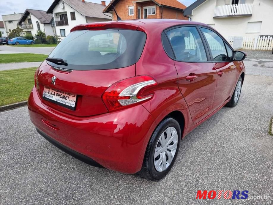 2018' Peugeot 208 photo #6