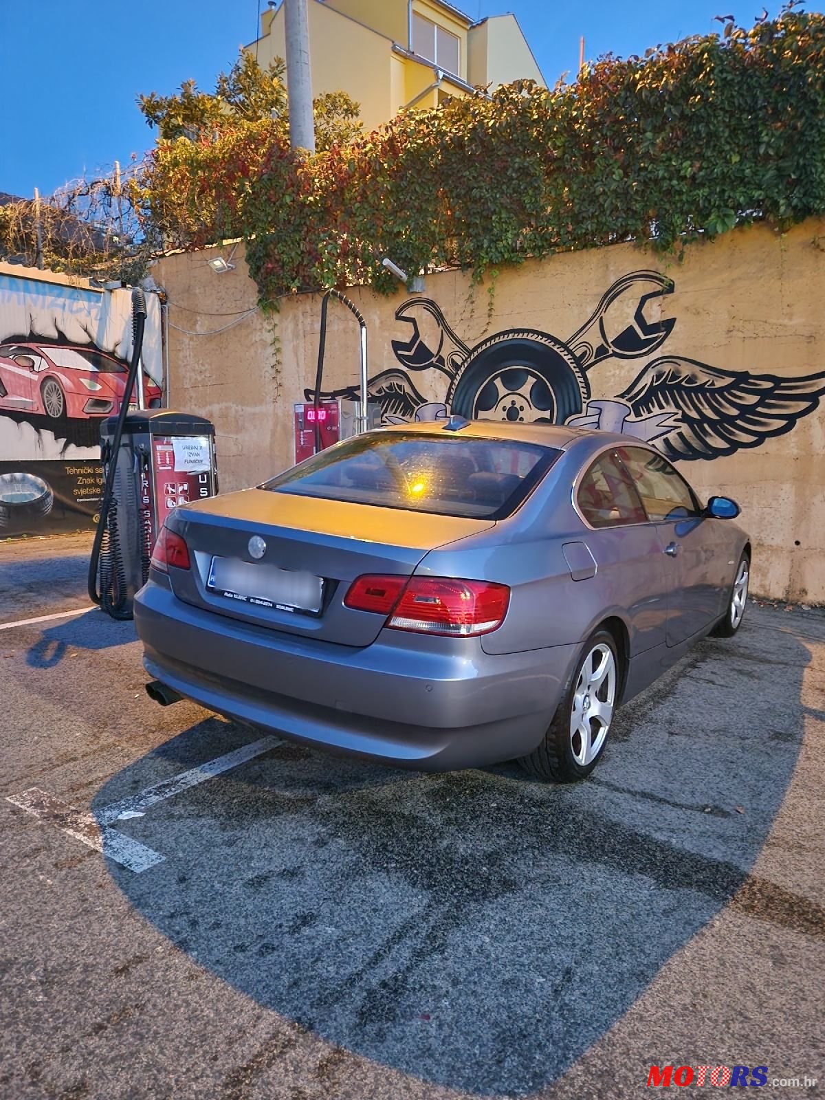 2007' BMW Serija 3 325Ci photo #1