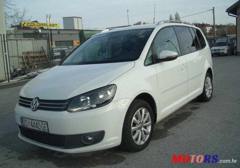 2011' Volkswagen Touran 2,0 Tdi photo #1