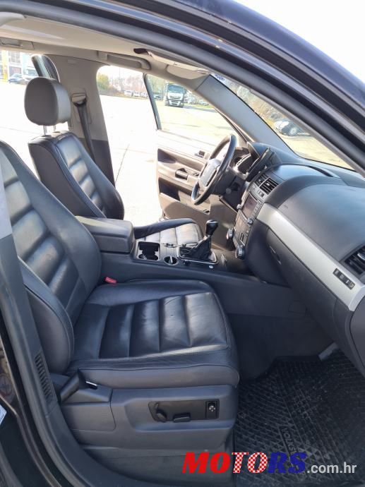 2004' Volkswagen Touareg 2,5 R5 Tdi photo #4