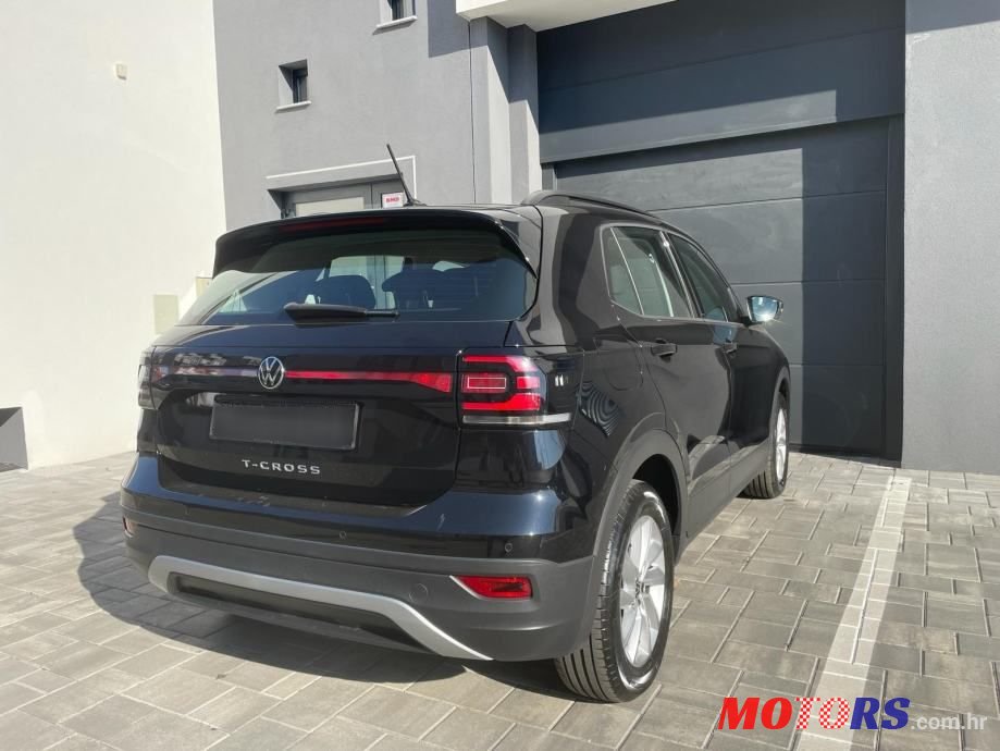 2022' Volkswagen T-Cross 1,0 Tsi photo #4