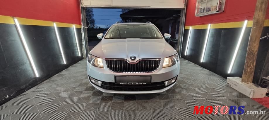 2014' Skoda Octavia Combi photo #3