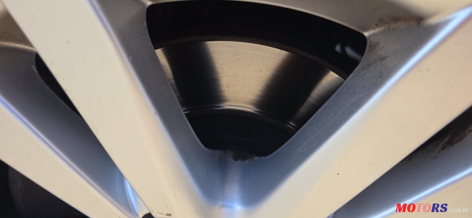 2012' Toyota Avensis 2,0 D-4D Sol photo #6