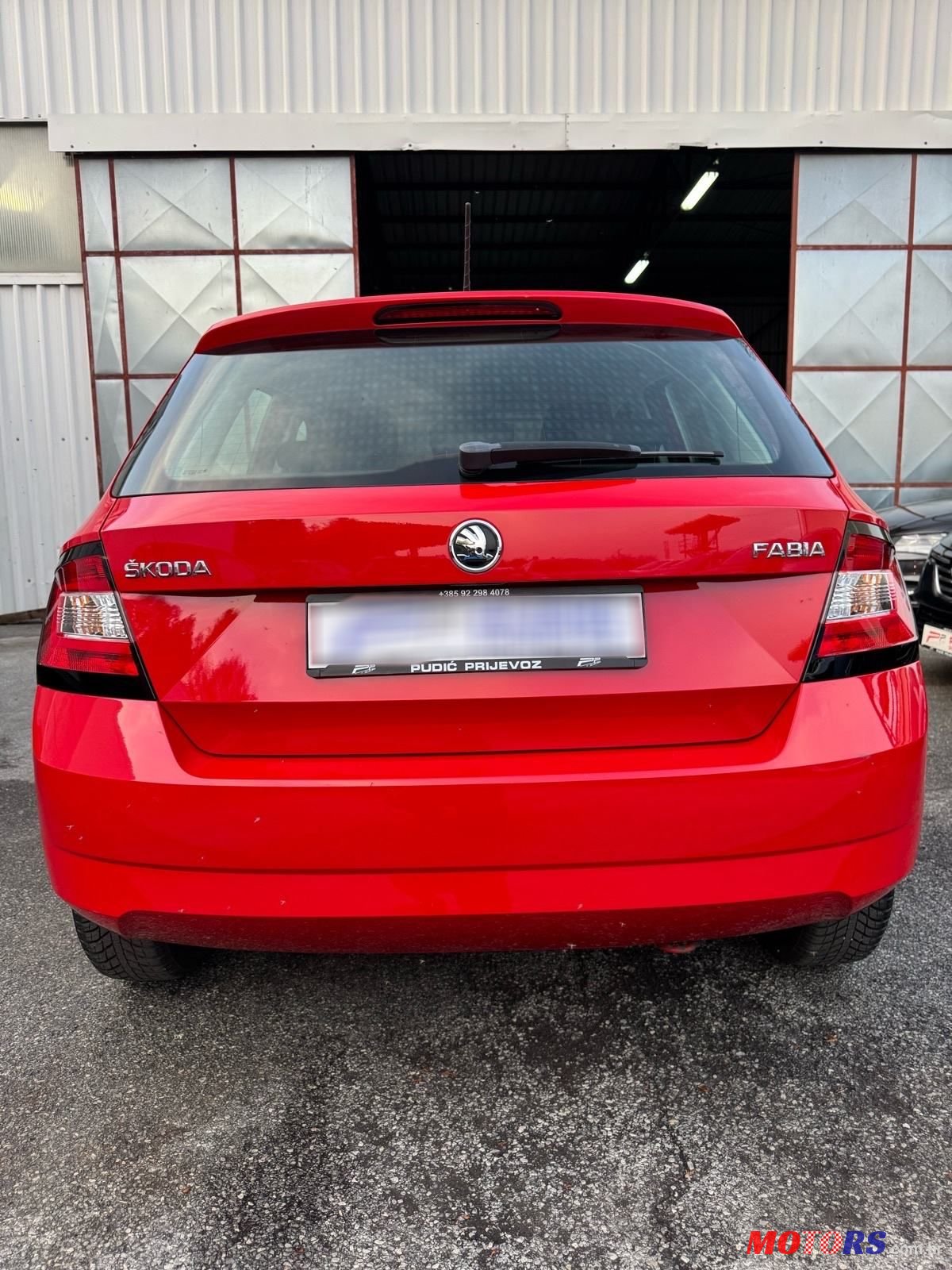 2015' Skoda Fabia 1,0 photo #4