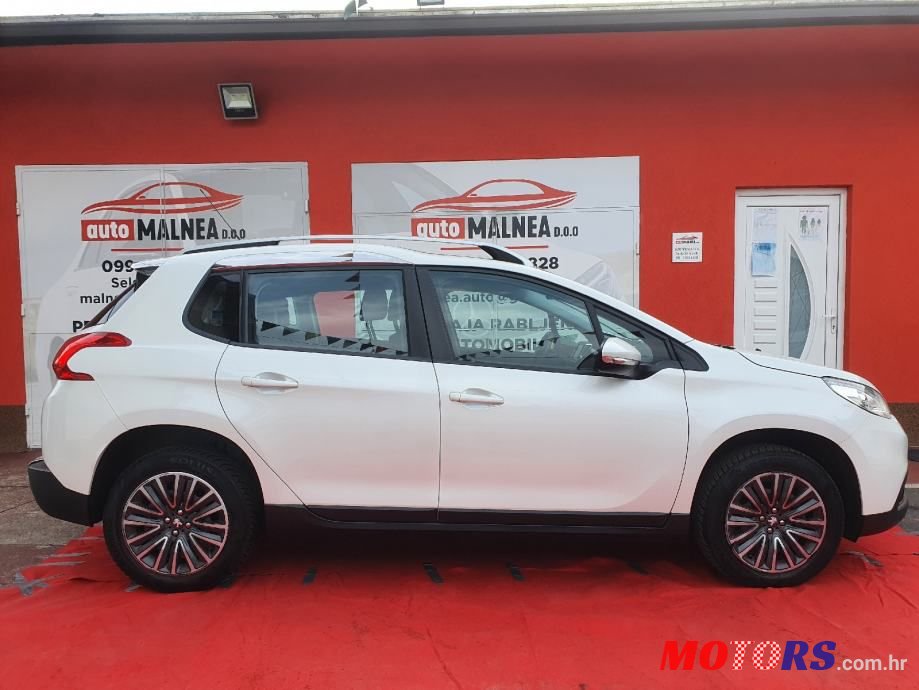 2014' Peugeot 2008 photo #4