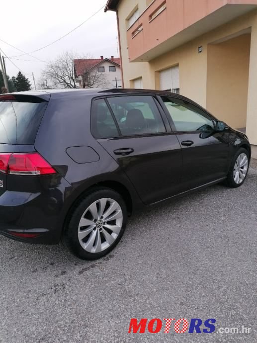 2015' Volkswagen Golf 7 1,6 Tdi photo #3