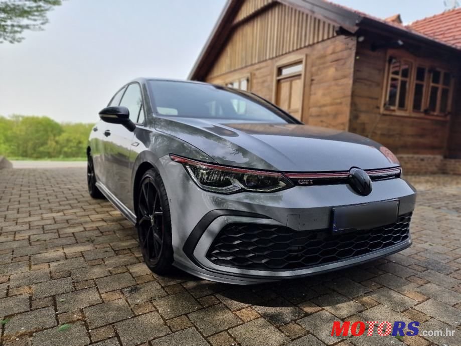 2021' Volkswagen Golf VIII 2,0 Tsi photo #4