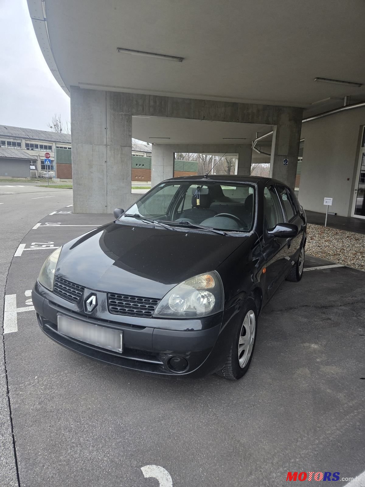 2003' Renault Thalia 1,5 Dci photo #1