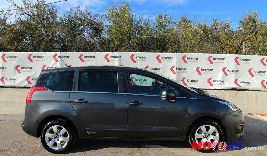 2014' Peugeot 5008 1,6 E-Hdi photo #1