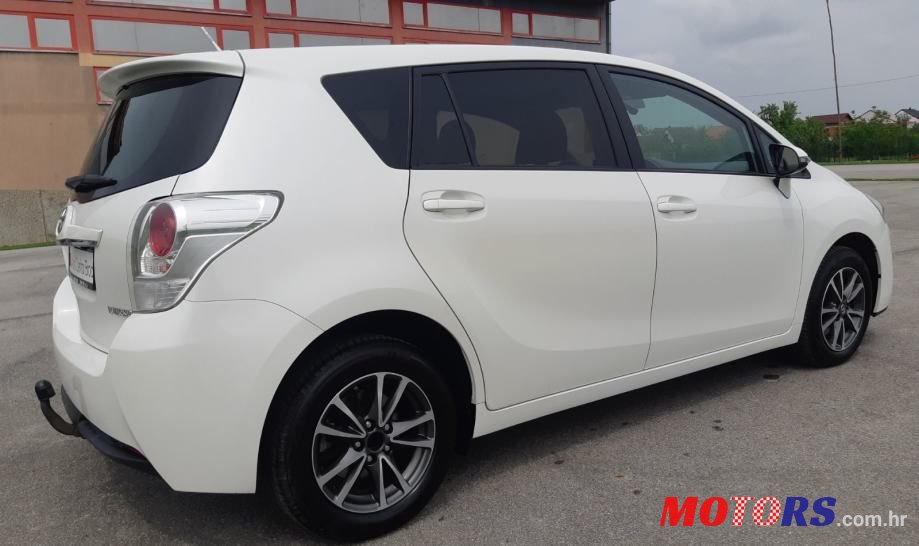 2014' Toyota Verso 1,6 D-4D photo #4