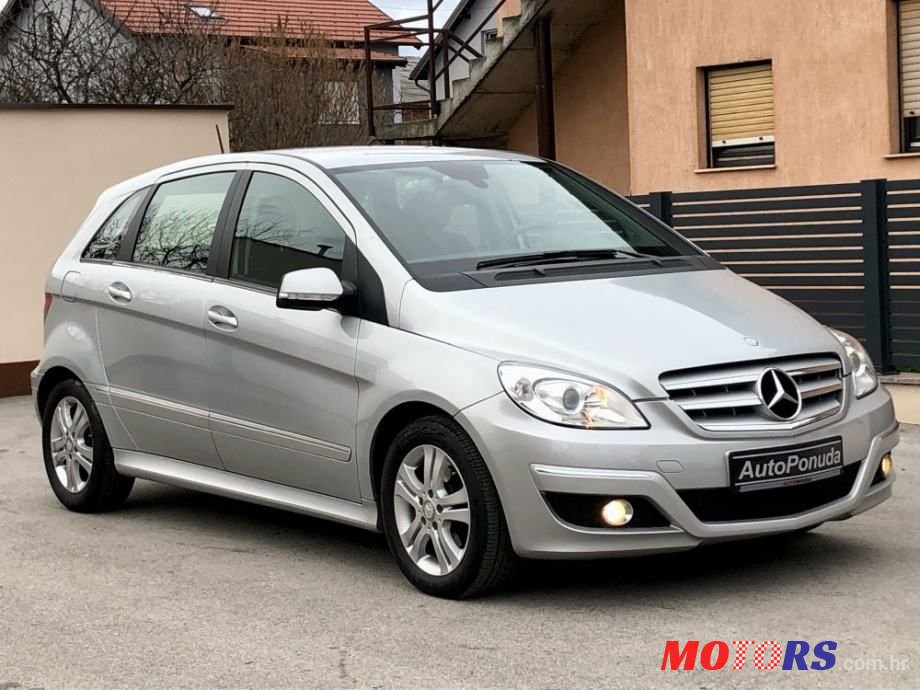 2011' Mercedes-Benz B-Klasa 180 Cdi photo #3