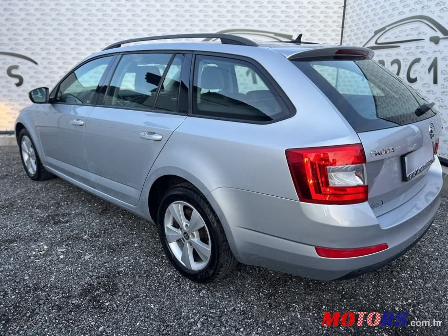 2014' Skoda Octavia Combi photo #4