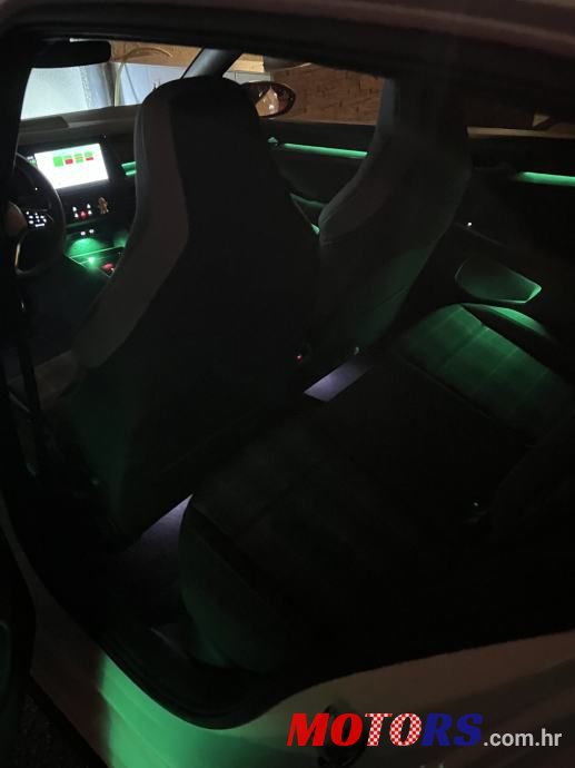 2021' Volkswagen Golf 8 2,0 Tdi photo #6