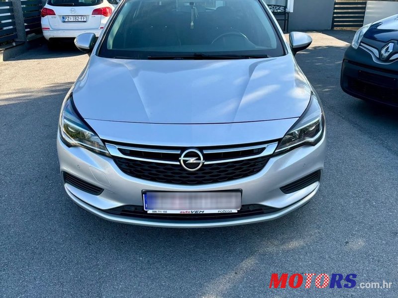 2018' Opel Astra Karavan photo #5