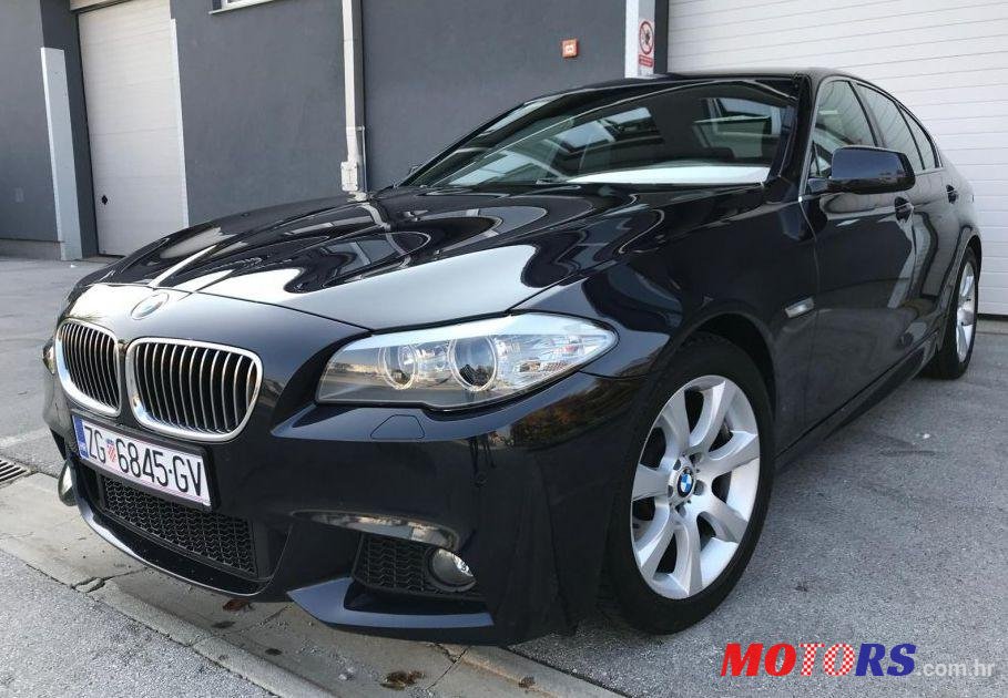2013' BMW Serija 5 520D photo #1