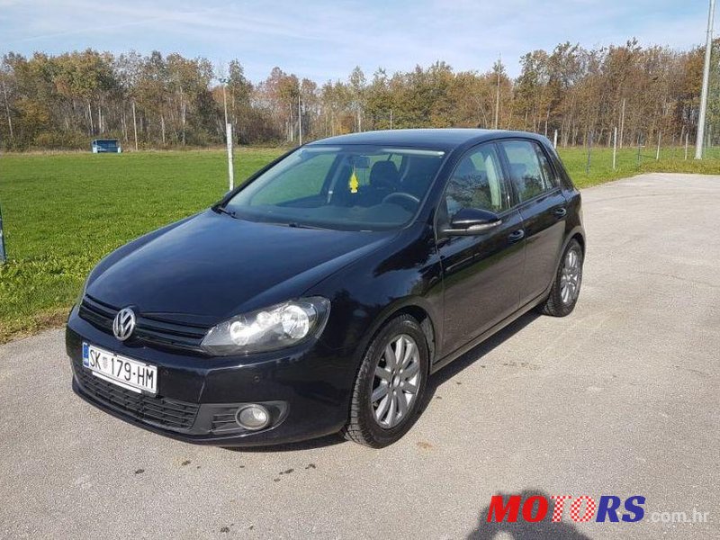 2010' Volkswagen Golf VI 1,6 Tdi photo #1