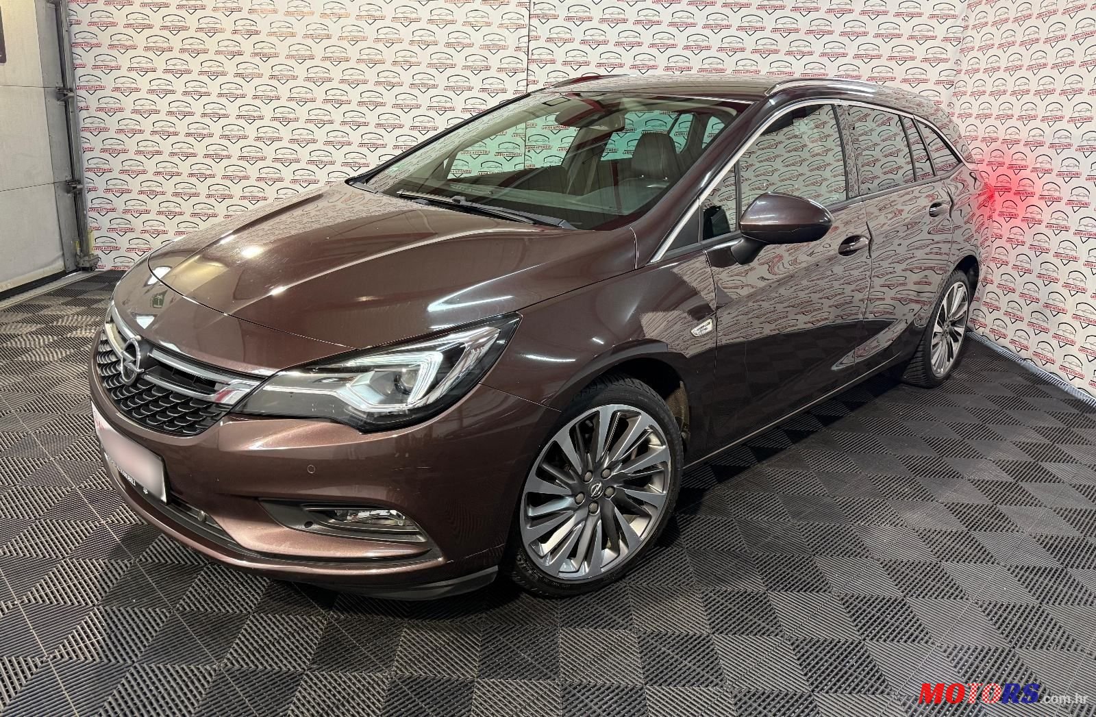 2017' Opel Astra Karavan photo #1