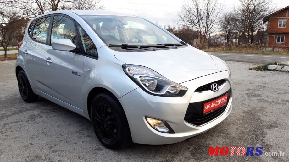 2011' Hyundai Ix20 photo #3