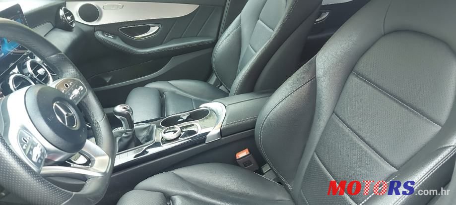 2019' Mercedes-Benz C-Klasa 180 D Amg photo #5