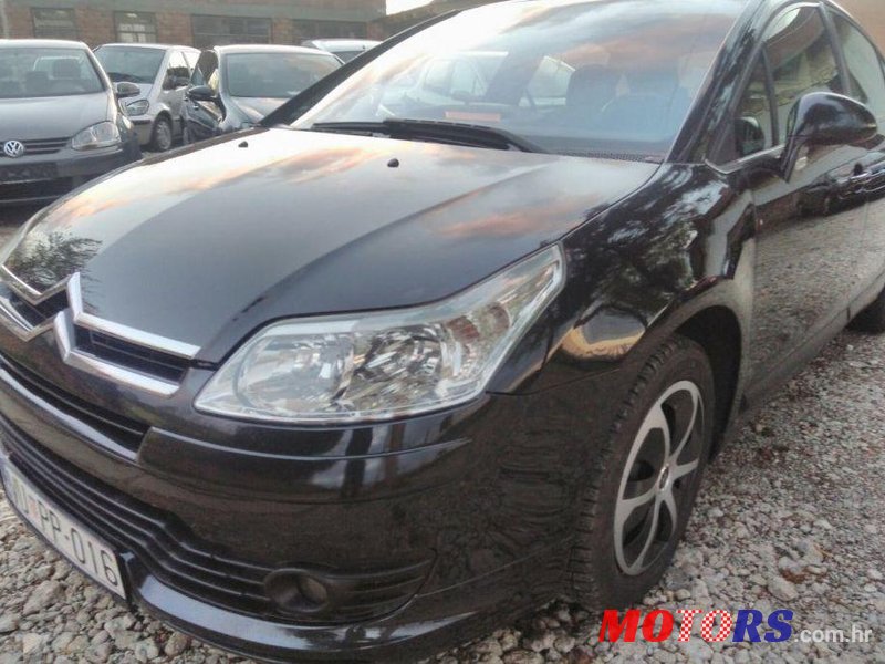 2006' Citroen C4 2,0 Hdi 16V Vtr photo #2