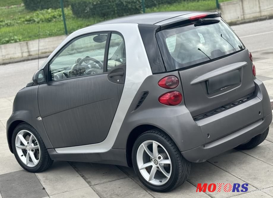 2010' Smart Fortwo photo #3