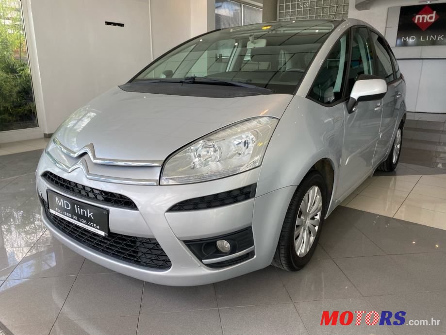 2013' Citroen C4 Picasso photo #1