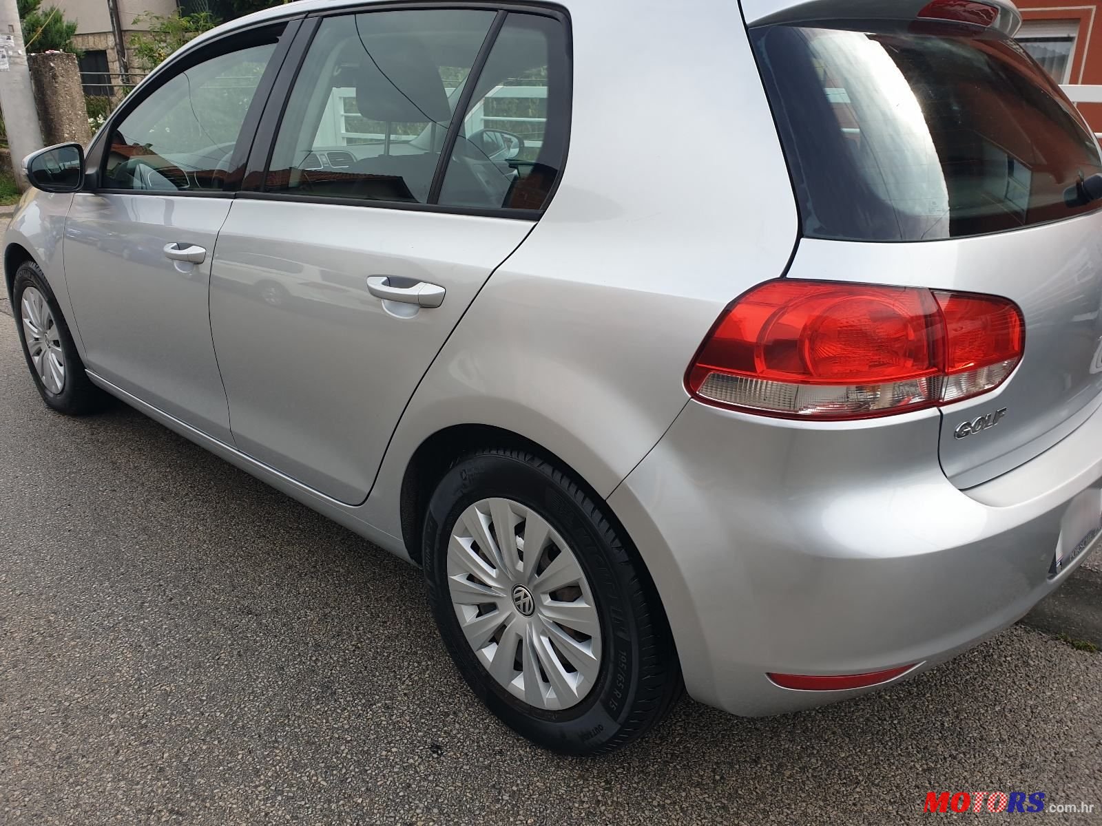 2011' Volkswagen Golf VI 1,6 Tdi photo #5