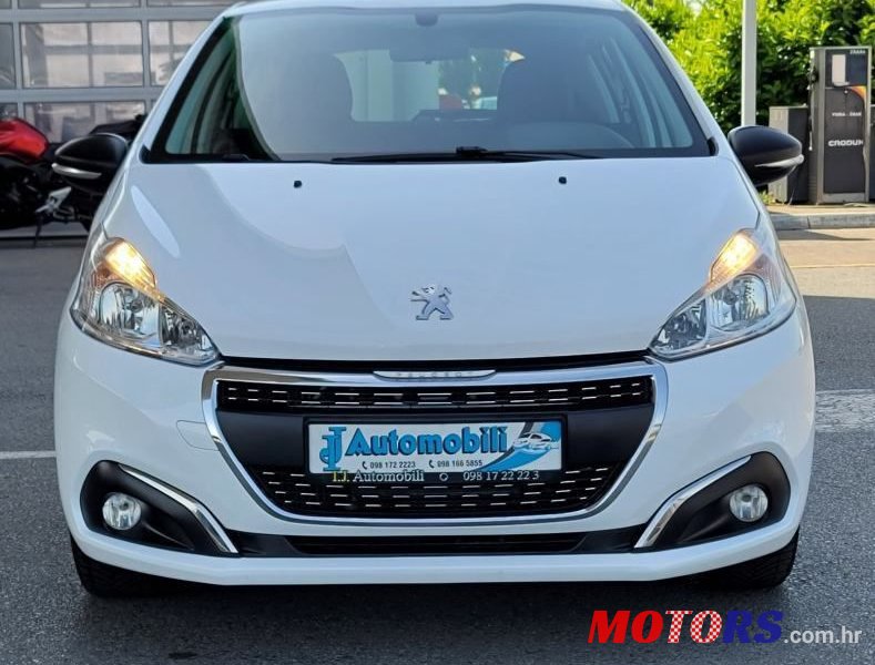 2015' Peugeot 208 1,4 Hdi photo #2
